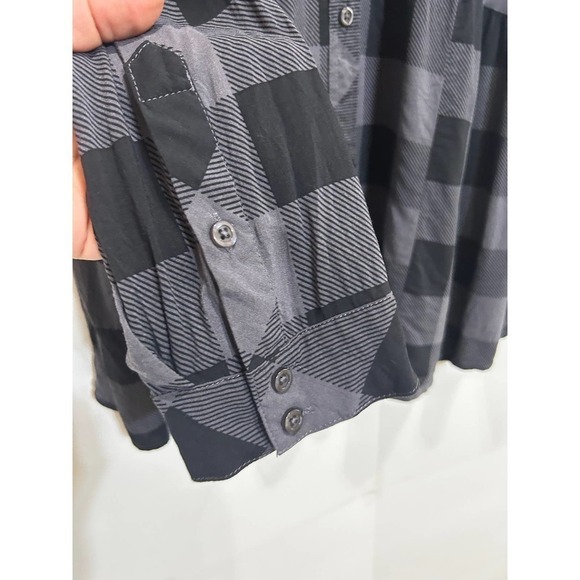 Torrid Buffalo Check Black Gray Long Sleeve Boho Shirt 4 Button Front Indie Blk - Picture 3 of 14